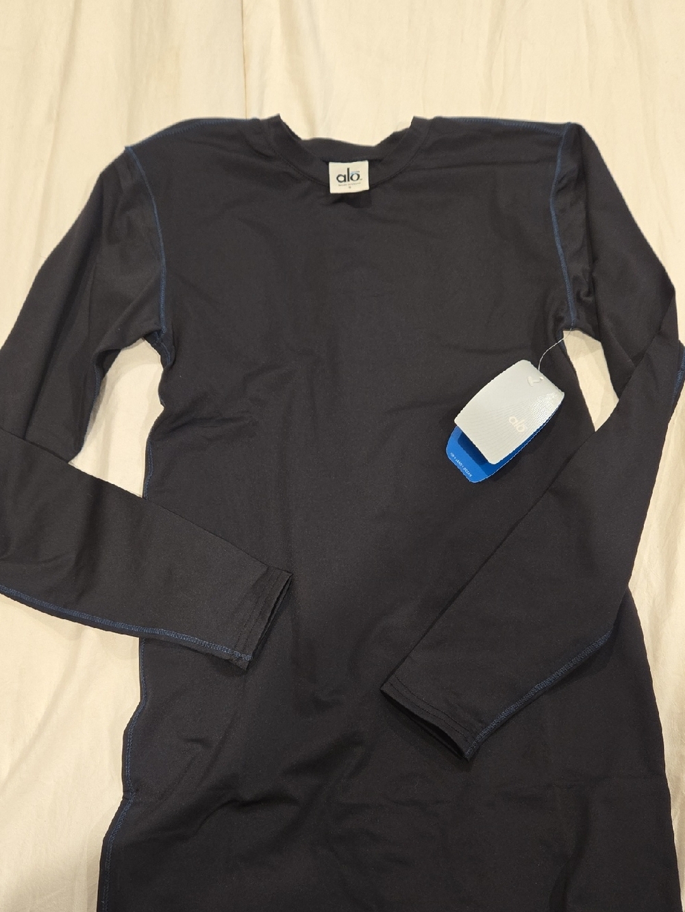 ALO Yoga Black Crew Neck Long Sleeve Top